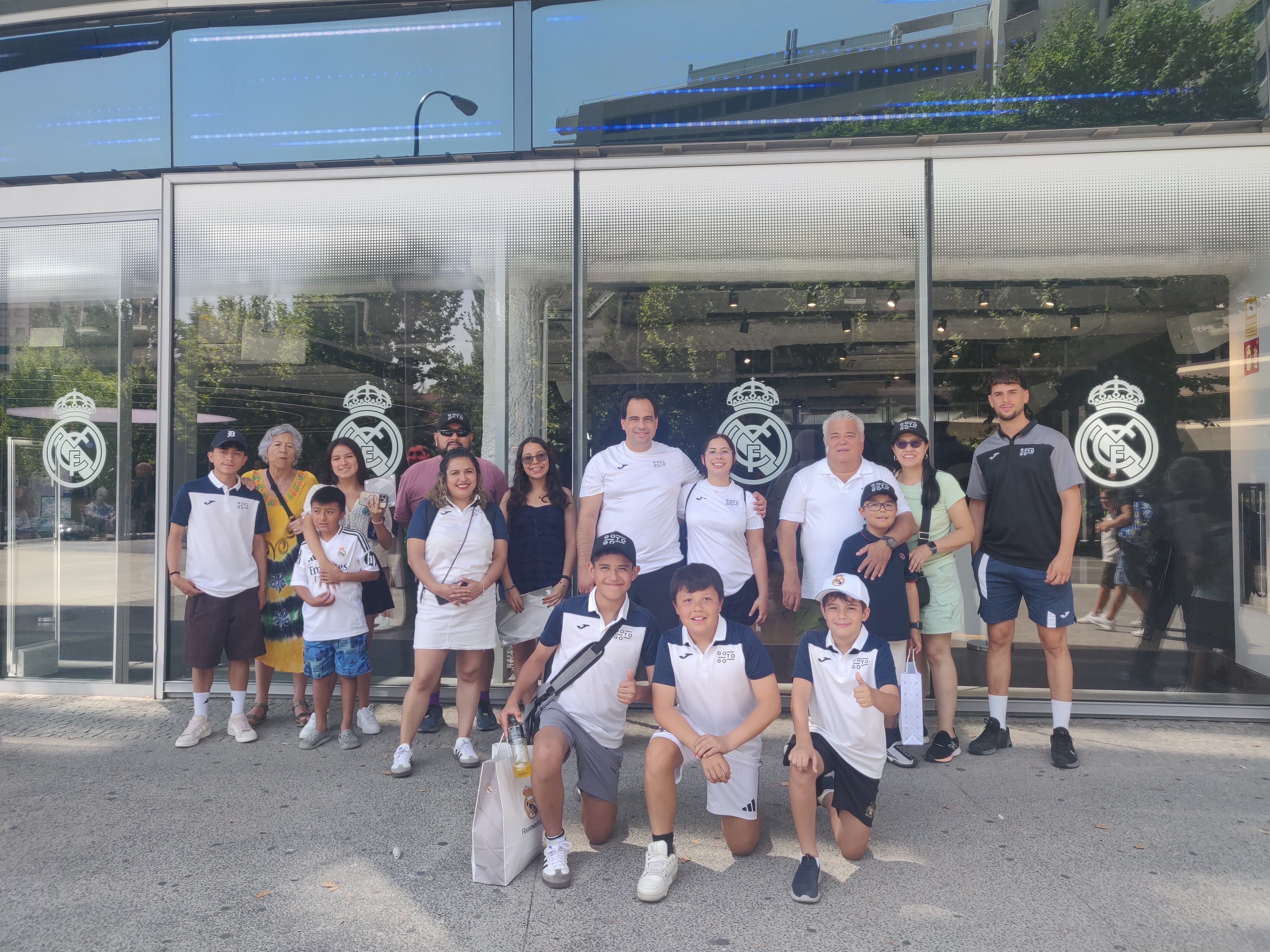 Cómo organizar una experiencia deportiva internacional en Madrid paso a paso