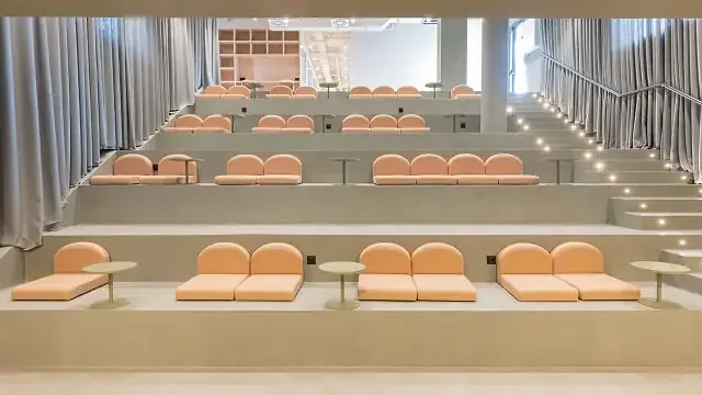 Espacio polivalente tipo graderío